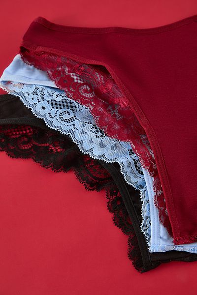 Trendyol Collection Schwarz-blau-lila 3-teiliger Single-Jersey-Tanga, einfarbiger Tanga-Slip THMAW21KU0012