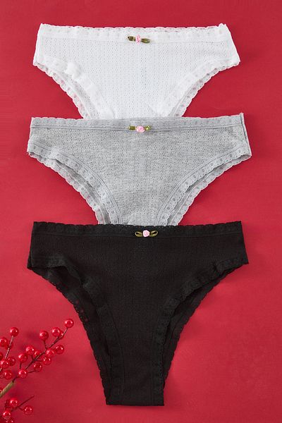 Trendyol Collection Chiloți tricotați clasici, multicolori, 3 bucăți, 100% bumbac, cu aplicații de trandafiri ajurate/perforați THMSS25KU00003