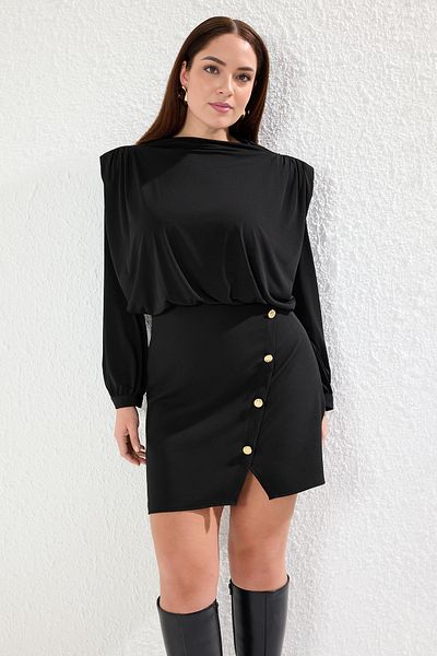 Trendyol Curve Čierne body s vypchatým gombíkom Šaty Mini Plus veľkosti Tbbaw25Ah00117