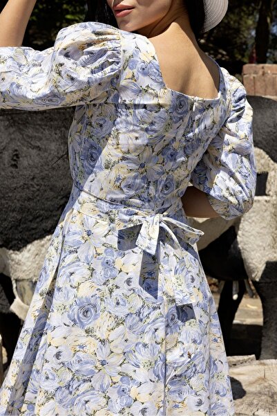 KÜÇÜĞÜM BUTİK Μπλε παστέλ φλοράλ φόρεμα με καρπούζι με τετράγωνο γιακά