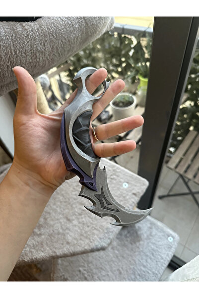 Lades مجسم سكين بلاستيكي من Yağmacı