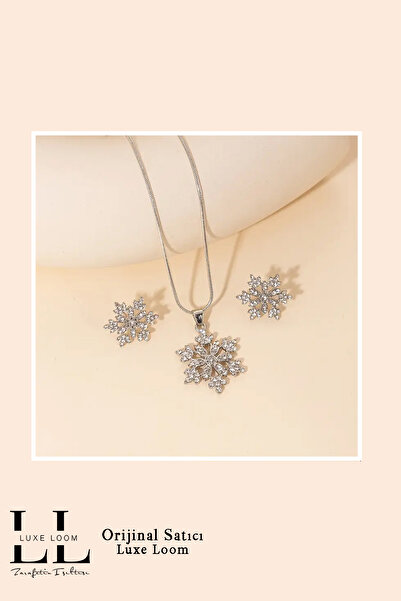Luxe Loom Zarafetin Işıltısı Kadın Kararmayan Gümüş Renk Çelik Zirkon Taşlı Kar Tanesi Kolye Küpe Seti 001