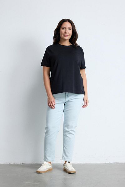 LUOKK Bradley Crew Neck Plus Size Basic T-Shirt Black