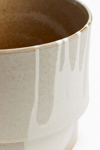 H&M Extra-large terracotta plant pot