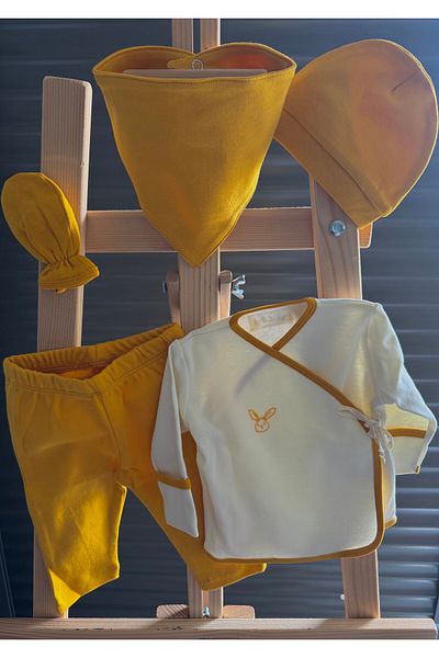 Calico Yellow & White Colored Organic Newborn Baby Set (5 Pieces)