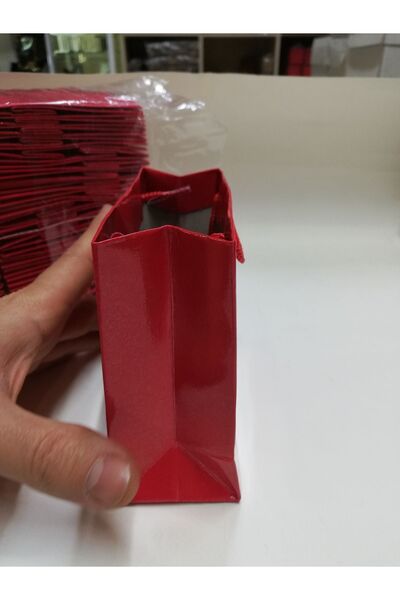 BURAKKUTU Karton Çanta Kırmızı 11x11cm Paket 100 Adet