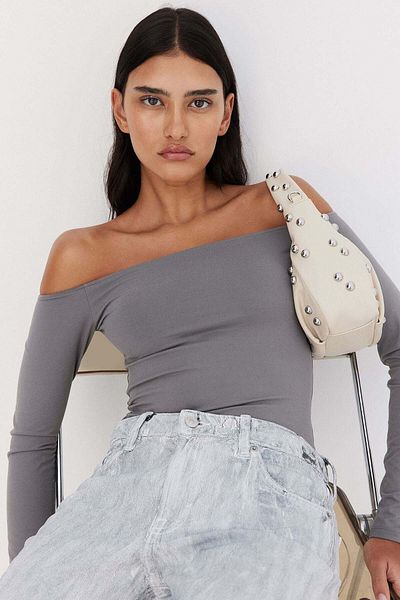 H&M Off-the-shoulder jersey top