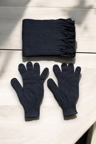 ABC Unisex Black Knitwear Scarf-Gloves Set