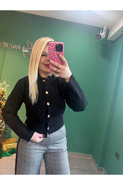 Tuğba Gold Düğme Detaylı Siyah Hırka