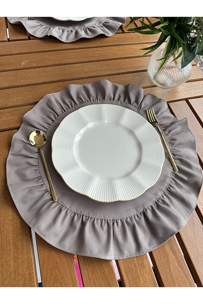 Blue Atelier Ruffled Brown Mink Plates American Service 40X40 (2 Pieces)