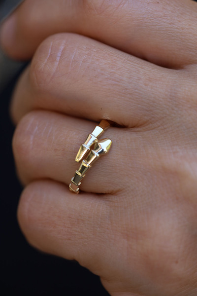 Yenigün Kuyumculuk 14 Ayar Altın Yılan Modeli Yüzük