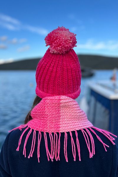 Mila Pink Hand Knitted Beanie & Neck Collar Set