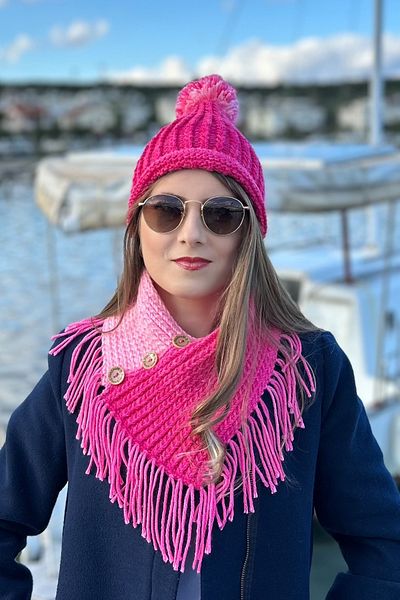 Mila Pink Hand Knitted Beanie & Neck Collar Set