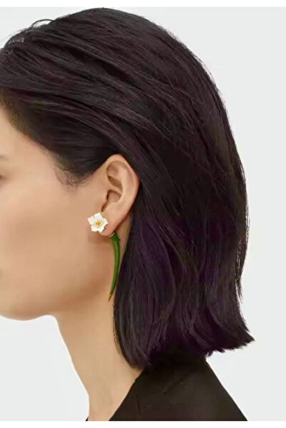 Rachel Silver Çiçek Motifli Yeşil Beyaz Renk Mineli Altın Kaplamalı Flower Küpe