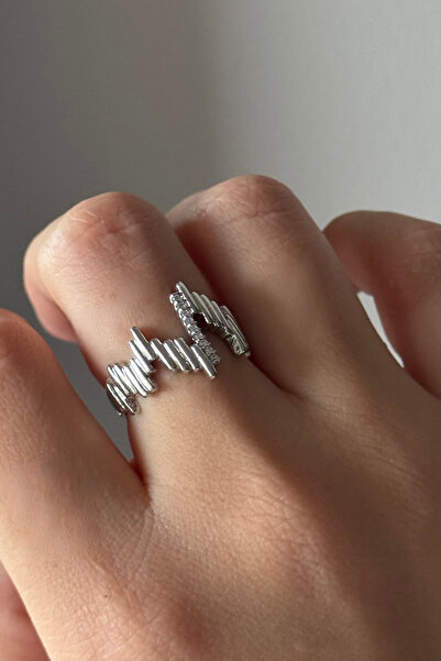 Beca Atelier خاتم ملكي عتيق