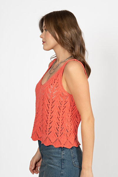 RTD&VLD Kadın Askılı Ajurlu Triko Bluz Mercan