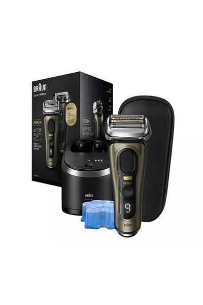 Braun Series 9 Pro+ AutoSense technology, 6-in-1 SmartCare, Precision ProTrimmer, ProComfort- 9569cc