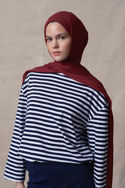 Qef Burgundy Modal Shawl