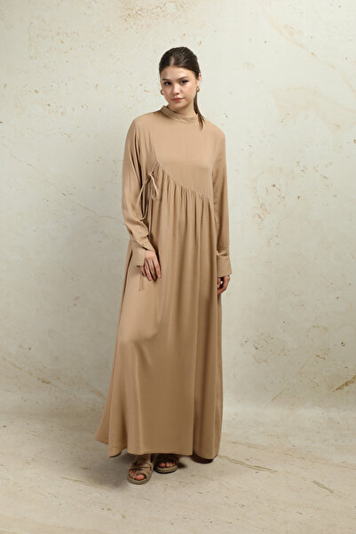 ZÜLAYS Asimetrik Büzgülü Elbise Bej