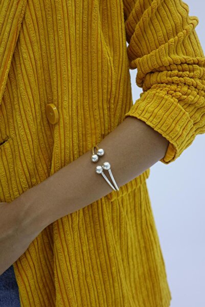 OneArjethnic Gümüş kaplama top detay kelepçe bileklik