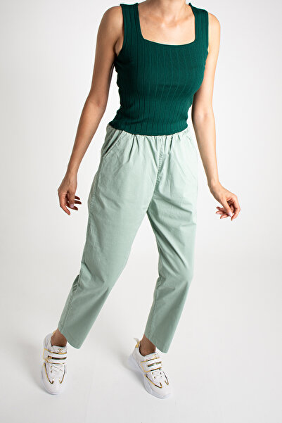 Butik Maieu de damă cu bretele groase Tricot subțire de vară cu guler pătrat