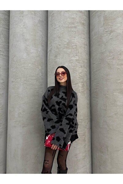 timagna High-Top Leopard Print Knitwear Sweater