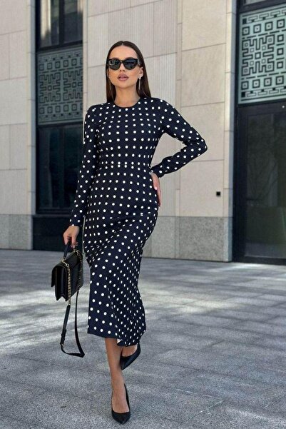 Mossta Rochie midi creponată neagră - buline și tricotate