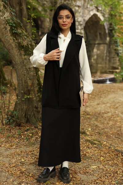 KÜÇÜĞÜM BUTİK Black Long Stamped Vest-Skirt Set (Set of 2)