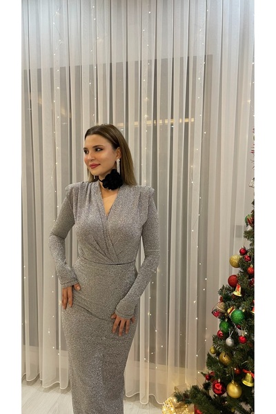 Lovella Gri vatkalı simli bodysuit