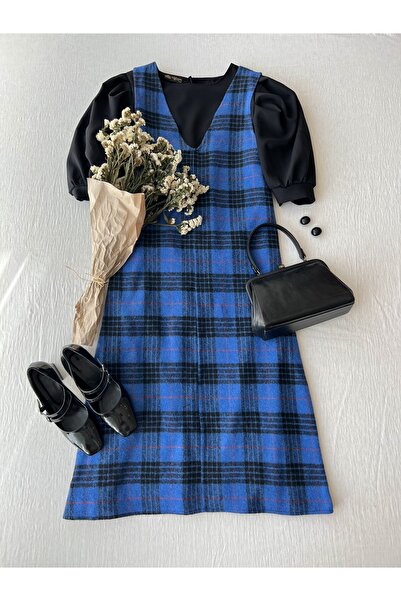 KÜÇÜĞÜM BUTİK Μακρύ χειμωνιάτικο φόρεμα με λαιμόκοψη σε μπλε καρό Gilet