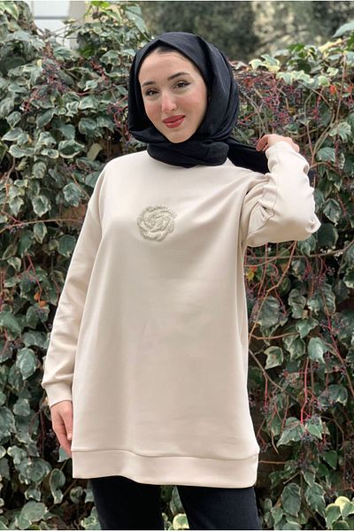 Moda Rosa 25K4445 - Beige - Flower Stone Embroidered Scuba Sweat