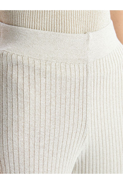 LC Waikiki Lcwaikiki Basic Ecru Elastic Waist Shiny Look Women's Knitwear Pants