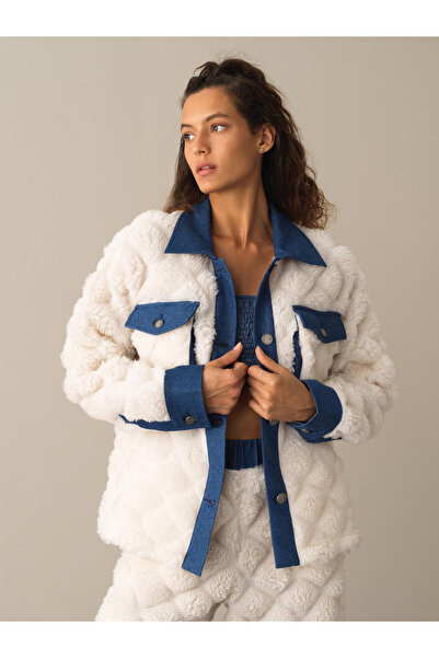 Xint Kadın Beyaz Yumuşak Dokulu Oversize Kuzu Ceket