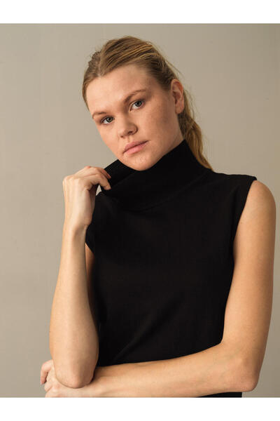 Xint Kadın Siyah Pamuk Dokulu Regular Fit Kazak