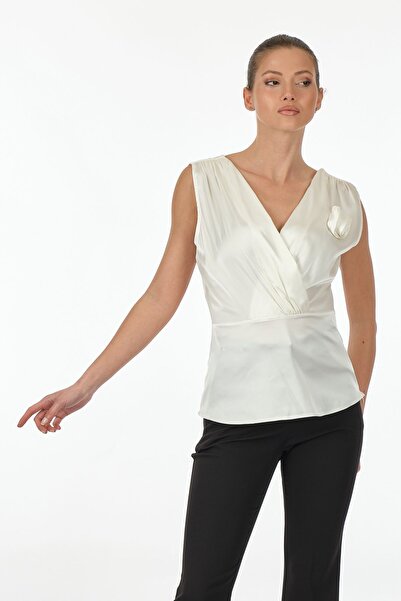 EXPLOSION Γυναικεία μπλούζα με διπλό γιακά αμάνικη εκρού 23117734