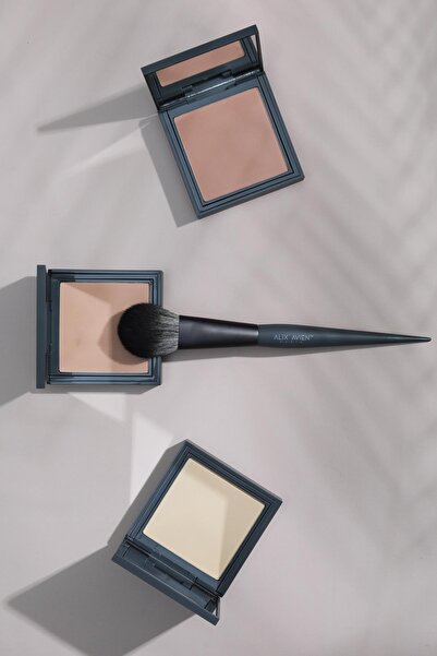 Alix Avien Kompakt Pudra - 12 Saate Kadar Kalıcılık - Soğuk-Nötr Cilt Alt Tonu - Compact Powder 06 Creamy
