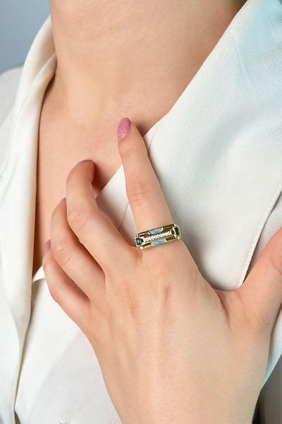 Sose Moda Rectangular Ring with Gold Enameled Stone