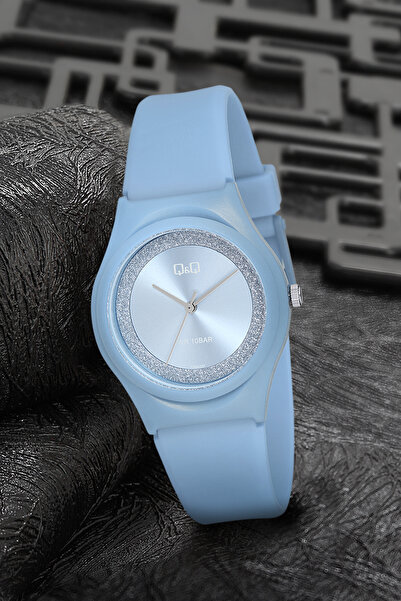 Q&Q Blue Glitter Detailed Waterproof Frame - Women's Sports Analog Wristwatch