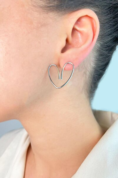 Sose Moda حلق على شكل قلب غير متماثل - فضي