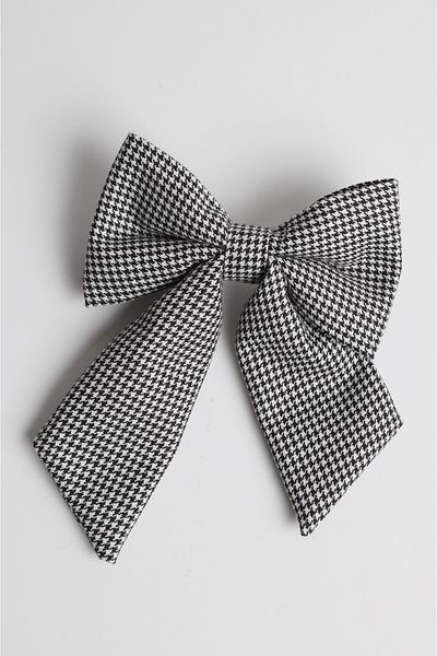 Neesa Plaid Bow Buckle
