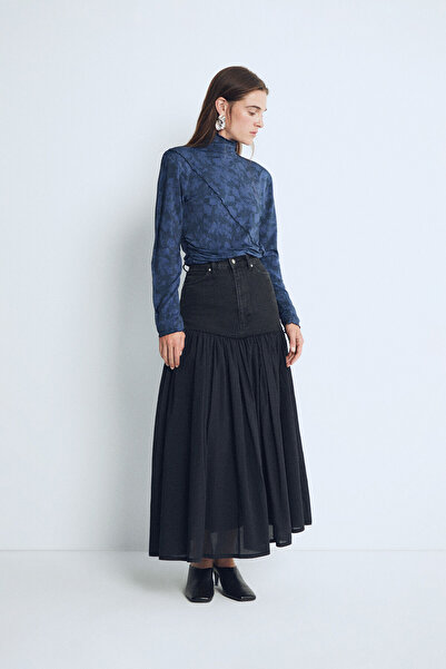 Pilea Fusta cu detalii din denim negru