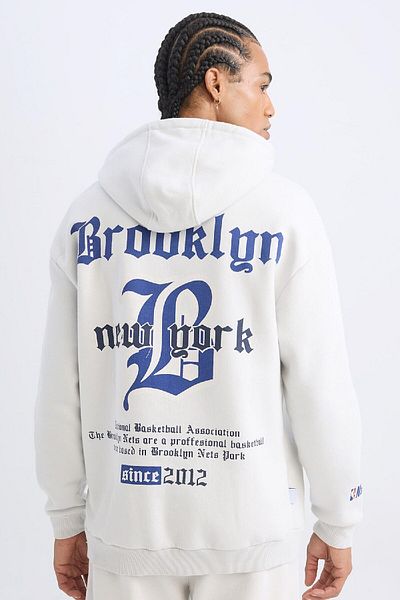 DeFacto Άνετο φούτερ Brooklyn Nets Comfort Fit με κουκούλα με χοντρή πλάτη