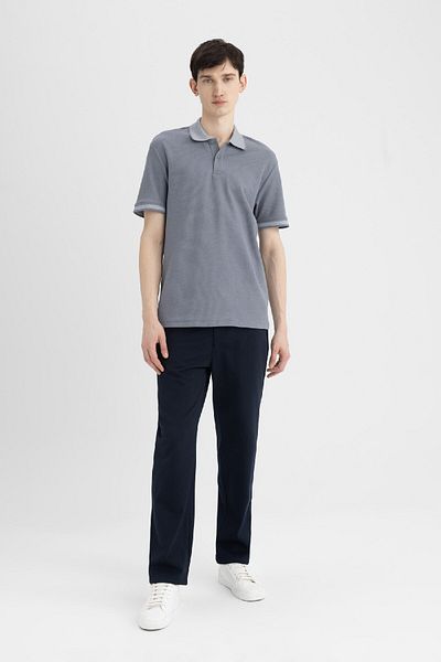 DeFacto Neues Basic-Polo-T-Shirt mit normaler Passform und kurzen Ärmeln B4508ax24sp