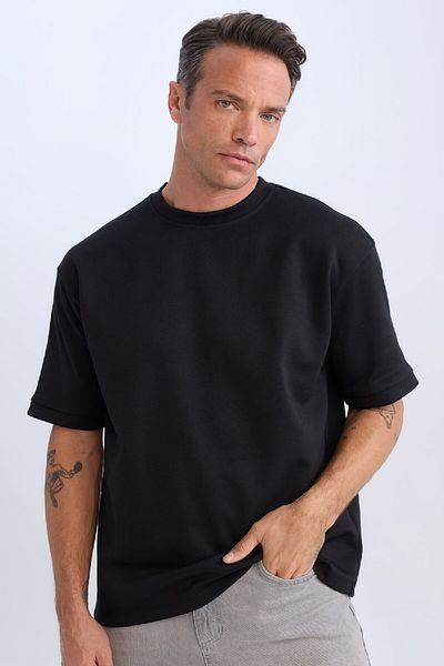 DeFacto Oversize Wide Fit Crew Neck Heavy Fabric Basic Solid Short Sleeve T-Shirt 3140918