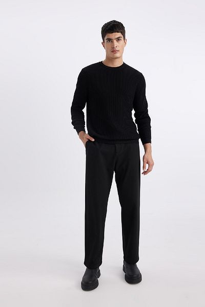 DeFacto Standard-Passform, normaler Schnitt, Rundhalsausschnitt, Basic, einfarbig, Strickpullover B9707ax24sp