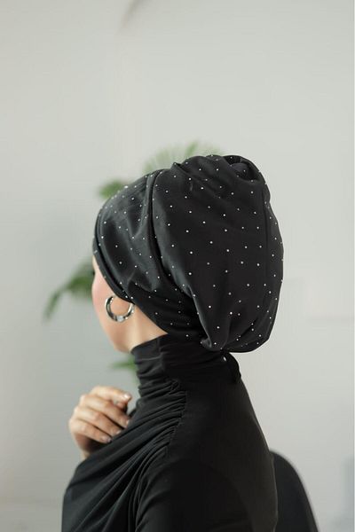 OykumBone Black Glittered Stone Prepoured Cross Salas Bonnet