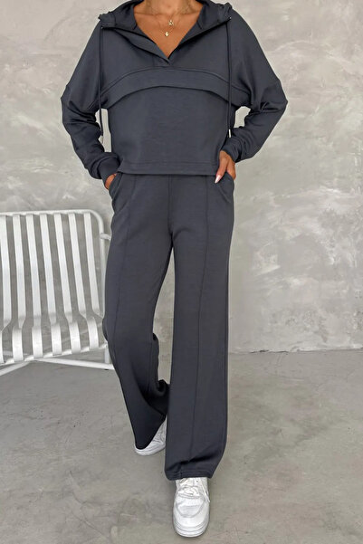 Swana طقم نسائي بغطاء للرأس بسحاب