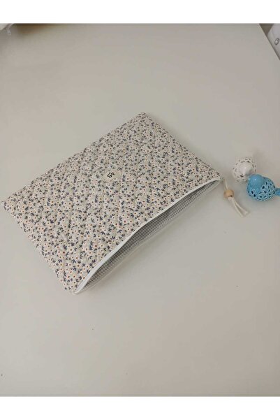 M&B Cream Daisy Pattern Laptop Tablet Case 13-14 Inch