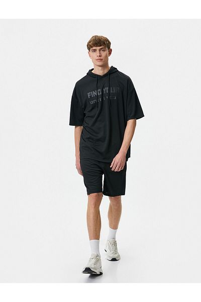 Koton Sport-T-Shirt mit Kapuze und Slogan-Aufdruck, kurze Ärmel