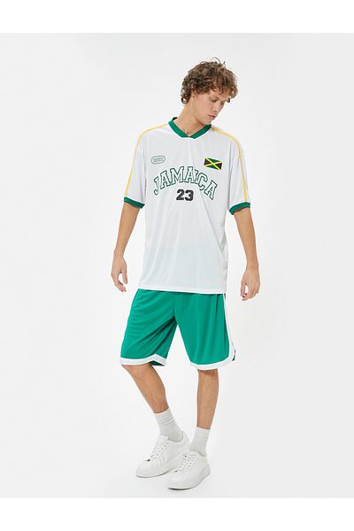 Koton Übergroße Sportshorts – unterhalb des Knies gerippt, elastischer Bund